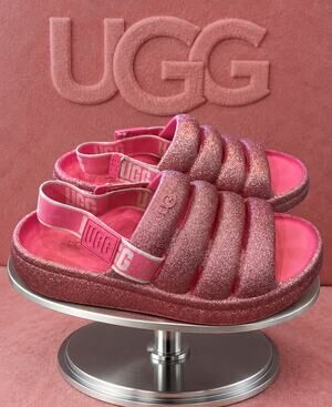 UGG Sport Yeah Glitter Pink Sandals Women’s Size 8